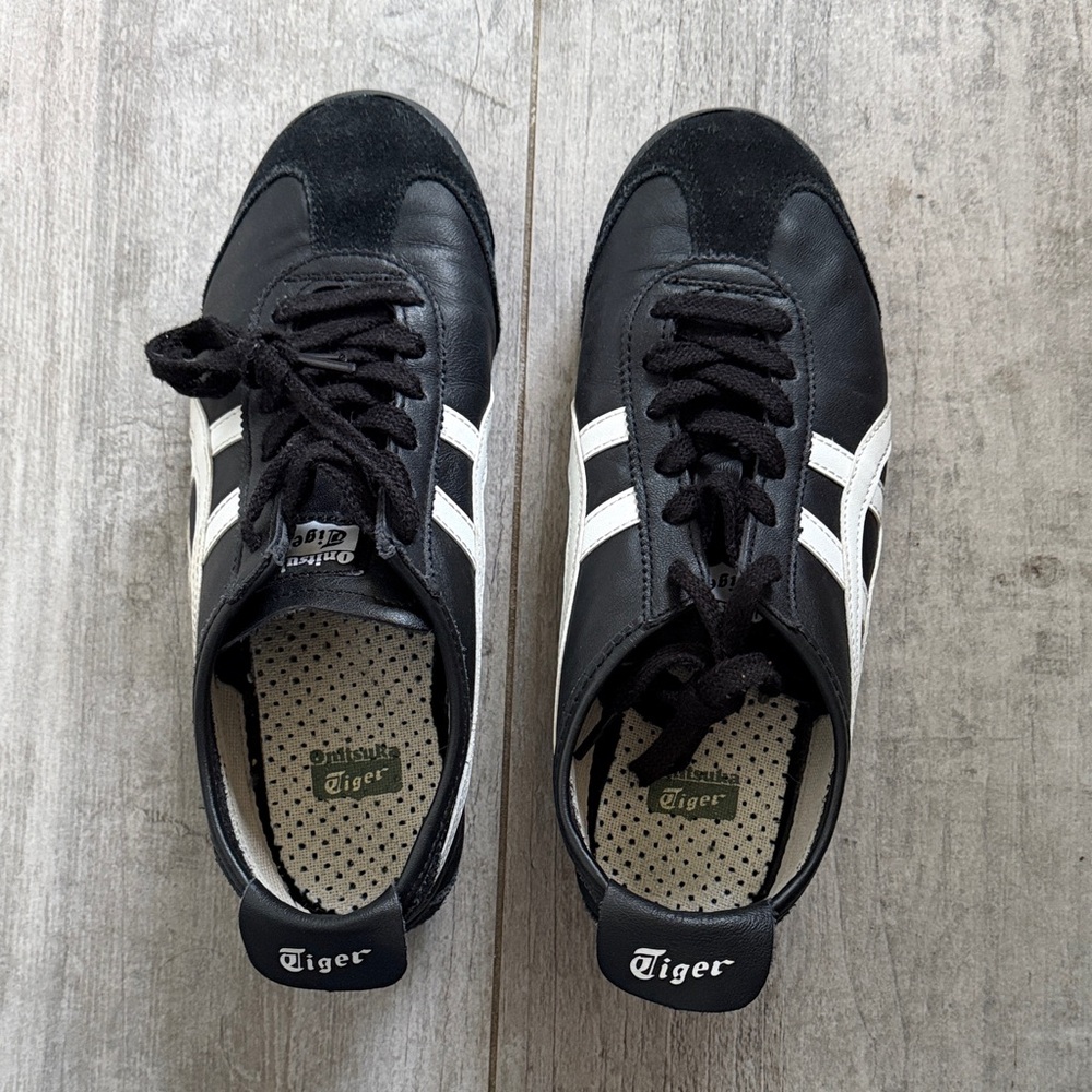 Onitsuka Tiger by Asics Men's Black and White Sneakers